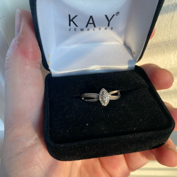 Diamond Promise Ring - Picture 2 of 2